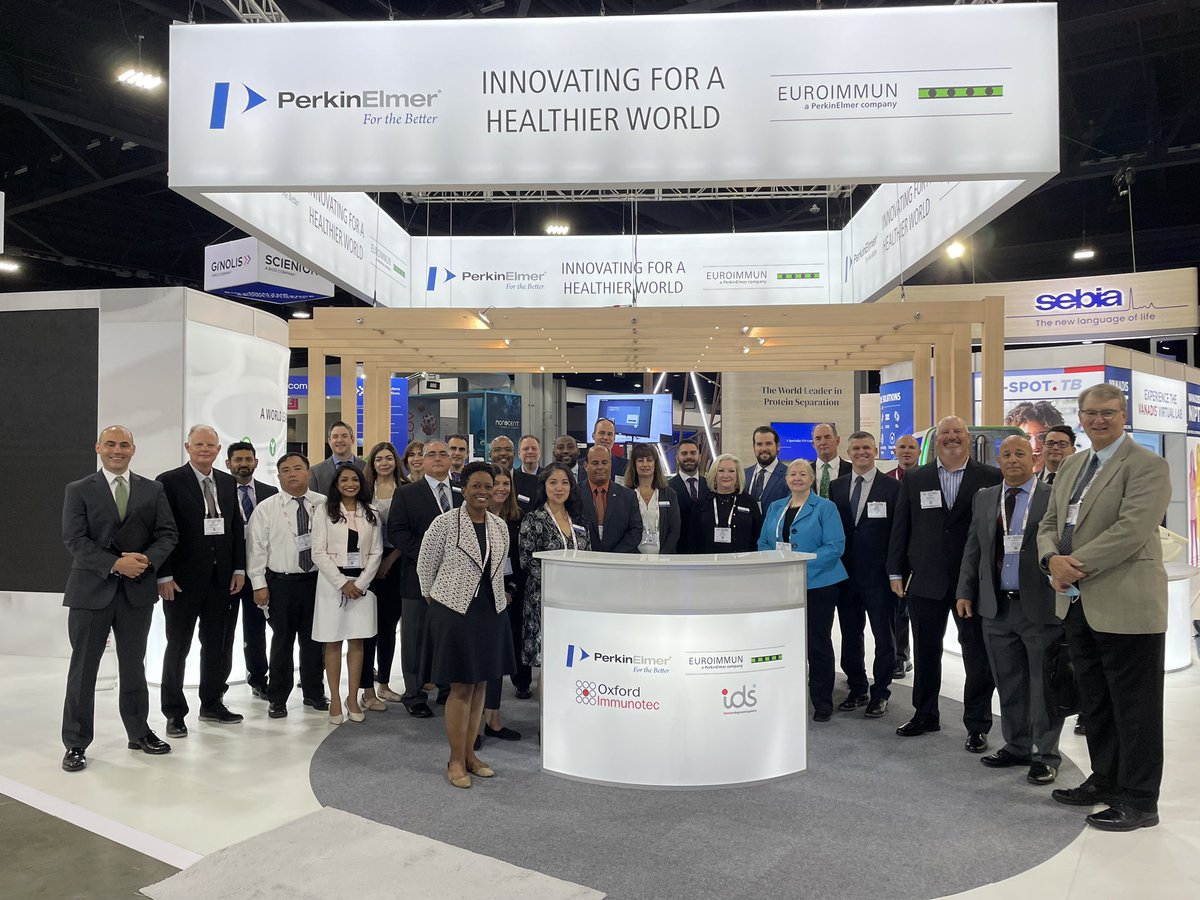 EUROIMMUN's tweet photo. #Bettertogether

We are currently attending the #AACC2021 together with @PerkinElmer, @OXFDImmunotec and @IDSDiagnostics . We are proud to belong to a motivated and strong community of #experts.

#perkinelmer #ids #oxfordimmunotec #euroimmun #science https://t.co/hjC4p8qK7q