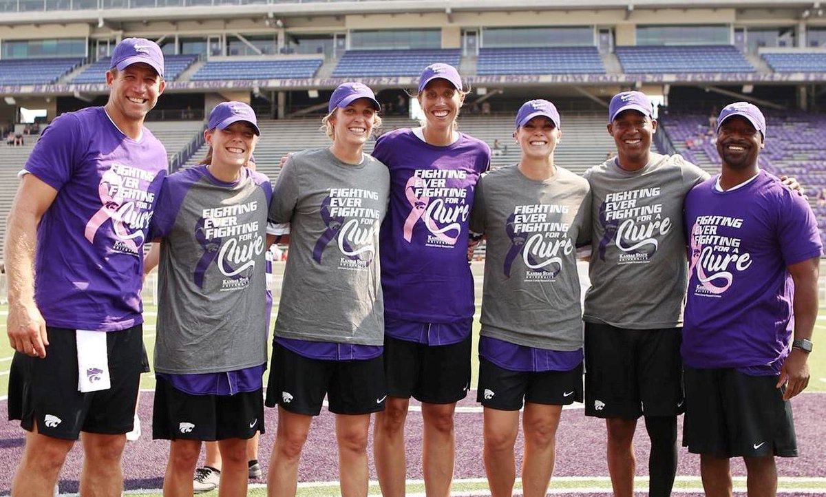 In honor of this wk's <a href="/kstatesports/">K-State Athletics</a> Hall of Fame inductions! Big smiles from Jordy Nelson, Laurie Koehn, Megan Mahoney, Nicole Ohlde, Kendra Wecker, Kevin Lockett &amp; David Allen! 5 are HOF! Wear a Fighting for a Cure shirt/hat 10/16! #HelpKStateFightCancer  cancer.k-state.edu/newsevents/Fig…