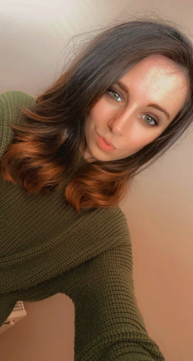 GeorgiaaaEllenx's tweet photo. New hair 💇🏻‍♀️ https://t.co/CIdFvKG4Gg