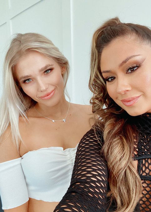 Retweet the fuck outta this if we&rsquo;re your favorite duo and dream of us destroying you hahaha&hellip; 😈😈 https://t<a href="/tag/femdom"class="tags"><span>#femdom</span></a><a href="/tag/feet"class="tags"><span>#feet</span></a><a href="/tag/find"class="tags"><span>#find</span></a>