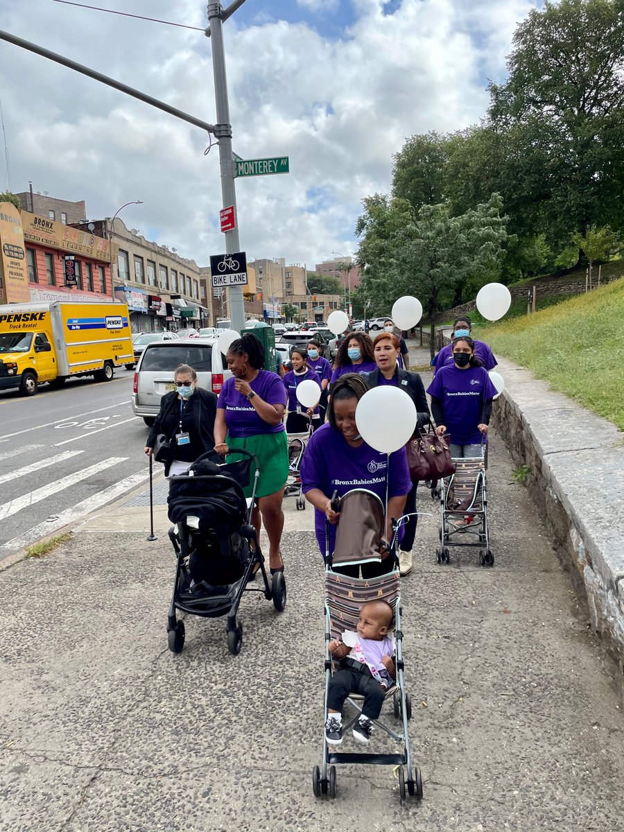 nycpa's tweet photo. Birth injustice has long gone unchecked in communities of color.
Community Organizer @PhareinGriffith joined Assembly Members @ChantelJ2020 & @KarinesReyes87, @NYSenatorRivera and advocates to rally against infant mortality at #StrollingForLife. #BirthEquityNYC #NIMAM #RJWOA21 https://t.co/Q8qpraenUb