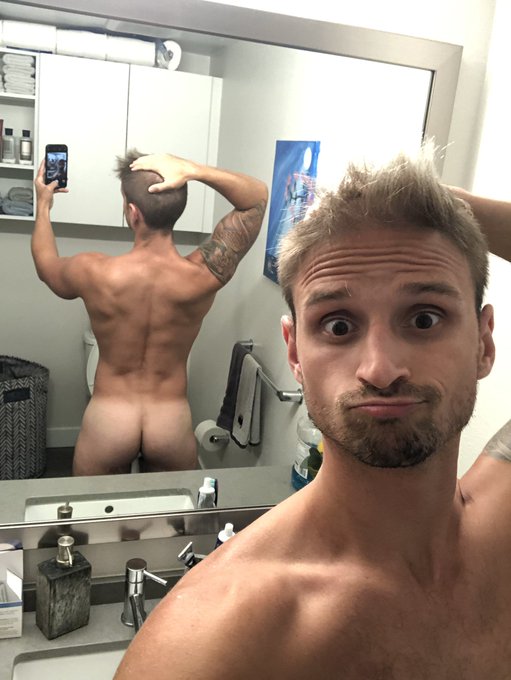 I think it’s time for a cut! ???♂? https://t.co/anWd3FpQHw