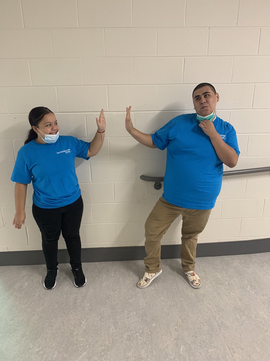 d94transition's tweet photo. Transition twins! #homecoming #twinday 👯‍♀️👯 https://t.co/7LR5a8KF8W