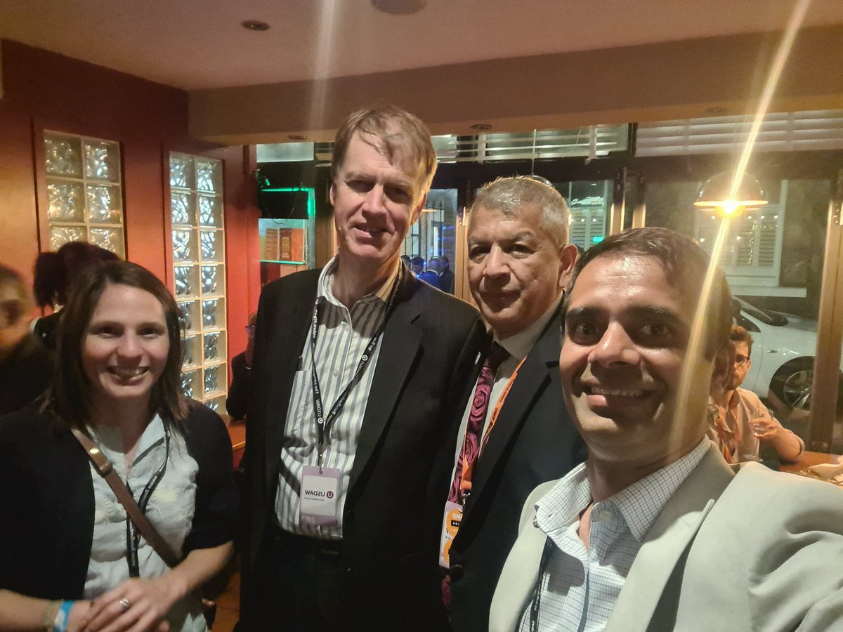 JunadAly's tweet photo. An evening Dinner at Friends of Labour with @stephenctimms, M.P @ApsanaBegumMP, @RupaHuq M.P, @unmeshdesai, @Jas_Athwal (Leader Redbridge Council), Cllrs and the comrades.
#WeLabour
@UKLabour
@stephenctimms
@ApsanaBegumMP
@RupaHuq
@unmeshdesai
@Jas_Athwal https://t.co/GzmgCy13gT