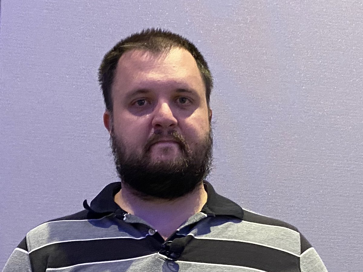 Joab_Jackson's tweet image. Enterprise use of Long Term Support (KTS) #Linux releases is declining &amp;amp; the kernel dev team no longer distinguish between major &amp;amp; minor releases: Every release is stable, with no breaking changes—Google’s Sasha Levin on moving Linux to a rolling release model, #OpenSourceSummit