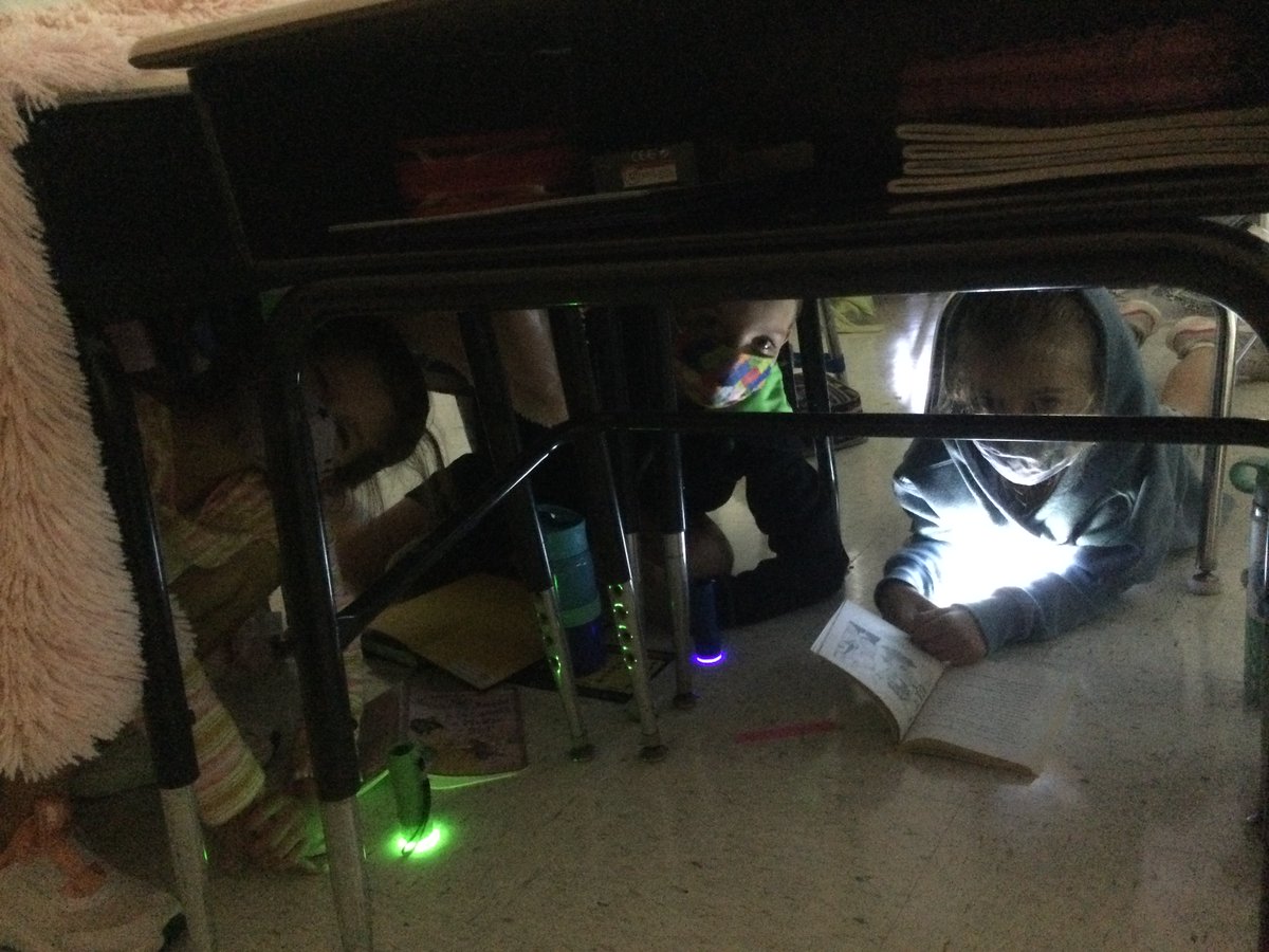 We had a blast celebrating filling our marble jar with Fort Day yesterday! We made our own personal forts and read in them with flashlights! 🔦