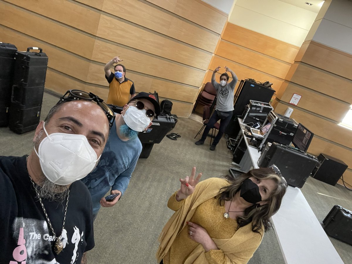 gbergel's tweet photo. Probando, ensayando y preparando el regreso a la presencialidad con #8punto8Centro en @INACAP_VALPO, nos vemos mañana‼️💪🏽😷#Hack2Covid #Volvimos https://t.co/i6V7HTZd1c