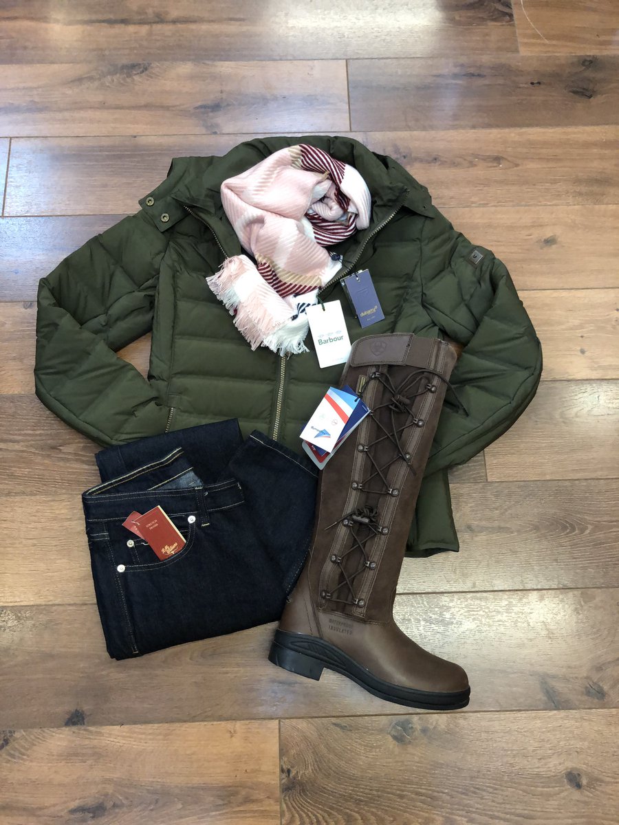 Brrrr….the weather has definitely changed hasn’t it? Time to wrap up warm, Dubarry jacket £229, Barbour scarf £29, Ariat boots £270, RM Williams Jeans £99 - all delivered ready for the weekend. #freedelivery #countrystyle #countryclothing #ariat #barbour #rmwilliams #dubarry