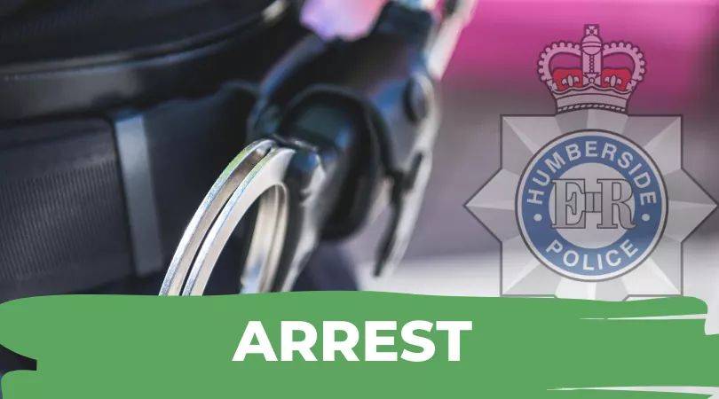 HumberbeatHULL's tweet photo. #Avenue Following on from the earlier drugs warrant on Pearson Park one female arrested and in custody after an allegation of assault nearby.
#hotelclough
#keepingyousafe
#communitypolicing
#busyshift https://t.co/gz7BoPQaw0