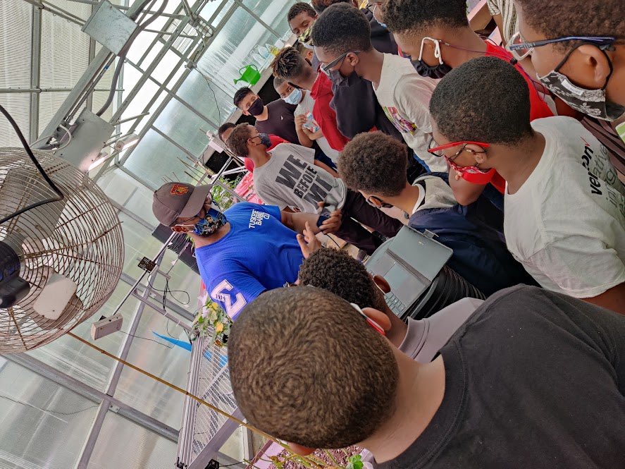 tuvil2's tweet photo. The Verizon Innovative Learning Program is still holding academic program meetings for all youths!

Register now by visiting us at https://t.co/zLmJeGea8p https://t.co/JGyvHVIVYn