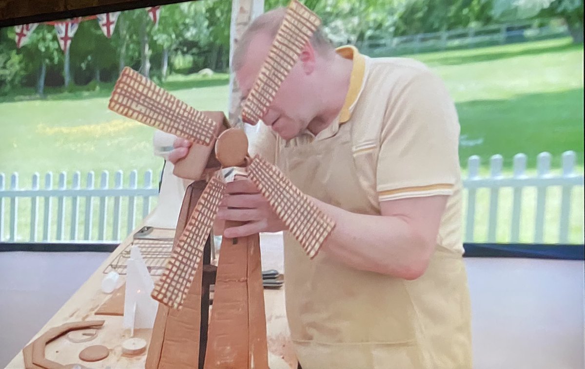 _Sparkytus_'s tweet photo. I'm fully expecting this to be in full working order, spinning in the wind, and churning out flour by the end of the challenge #vorsprungdurchtechnik #gbbo2021 #gbbo https://t.co/APl568raMk