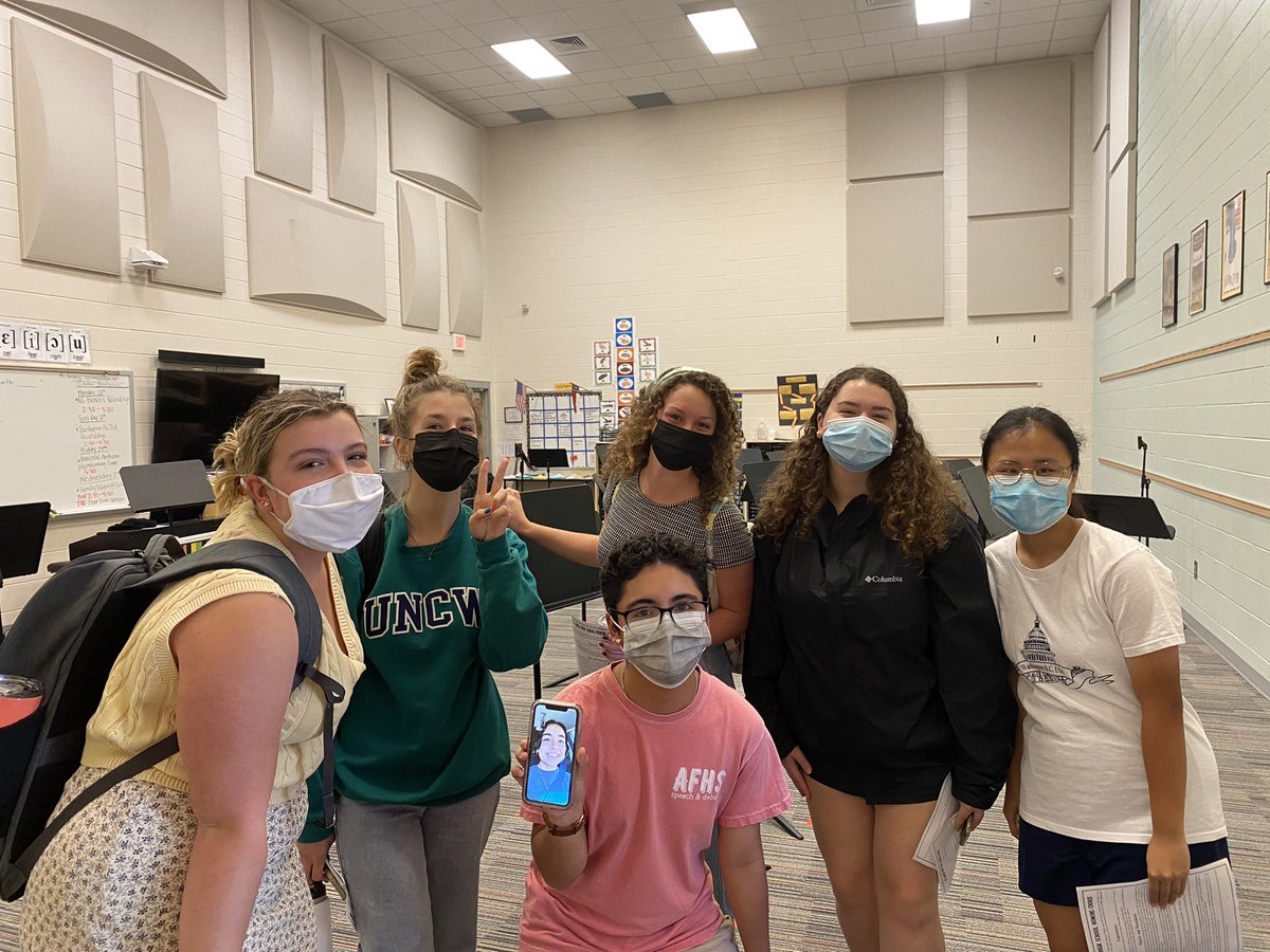 AFHSChorus's tweet photo. Congratulations to these 7 students for being accepted into the NC Honors Chorus! 🎶 This is no easy task and requires a lot of hard work &amp; skill. This is the most students accepted from AFHS. Big S/O to all students that auditioned &amp; put in the hard work! Proud of all of you! https://t.co/d4wBWHAhIn