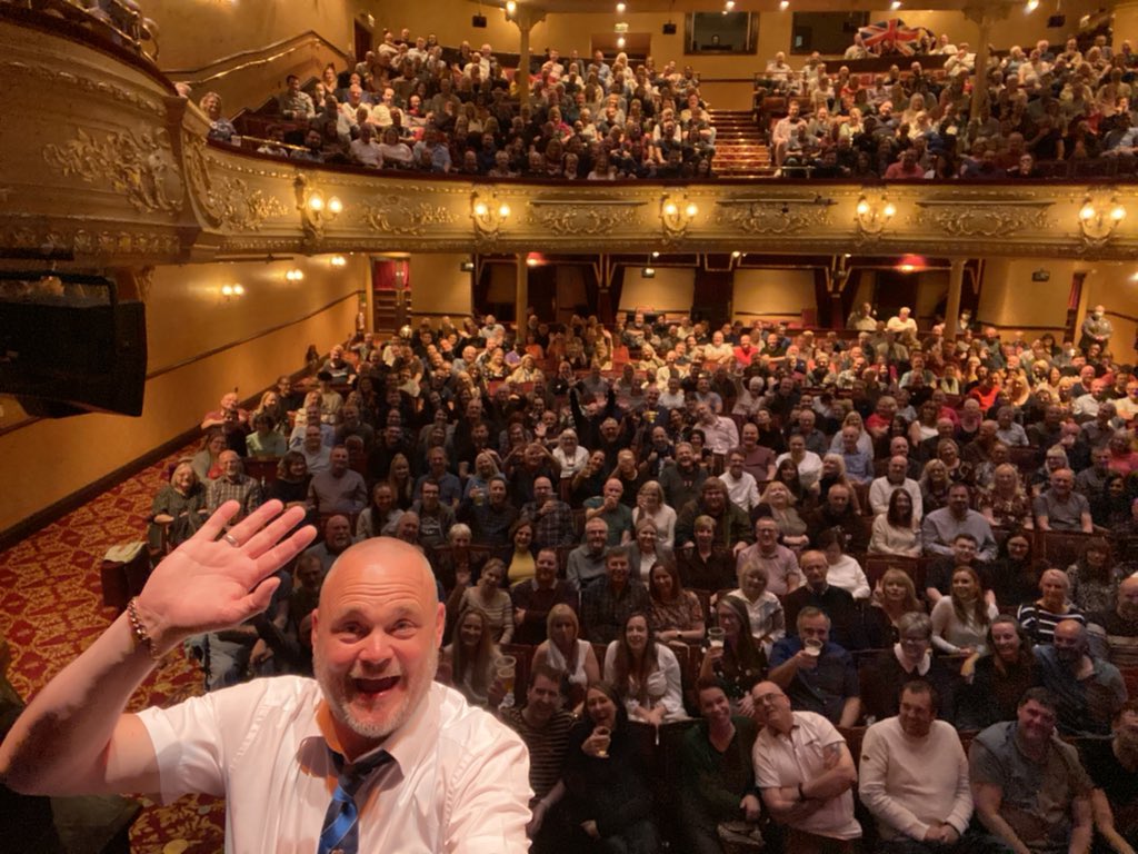 almurray's tweet photo. DARLO @DarlingtonHipp a cracking night what a gorgeous theatre https://t.co/ZzFO6qxsHs