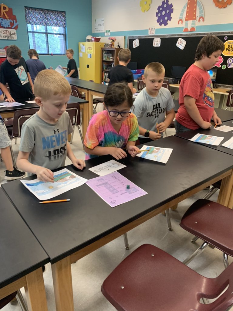 Lisa Williams tweet media