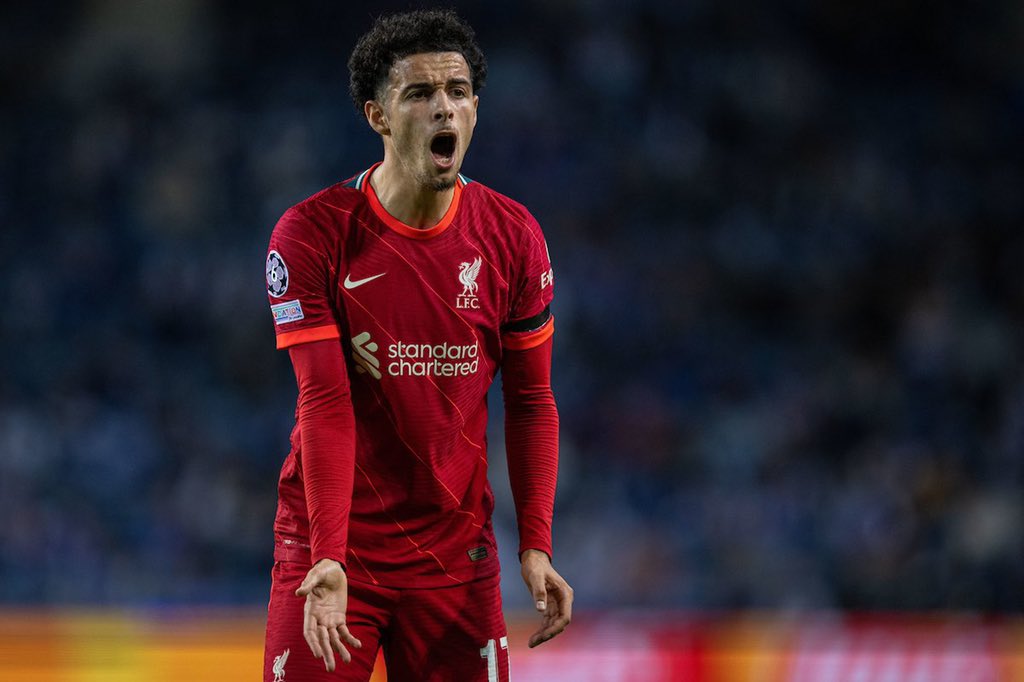 DrippyDiogo's tweet photo. Your “starboy” could never 🤣 https://t.co/pXysy5XMS1