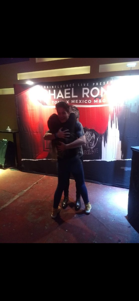 _imvaleriaa's tweet photo. Feliz Cumpleaños A Este Guapo 🥰✨ 
@Michaelronda  
Te quieroo❤️ https://t.co/rNgGuqpJ5m