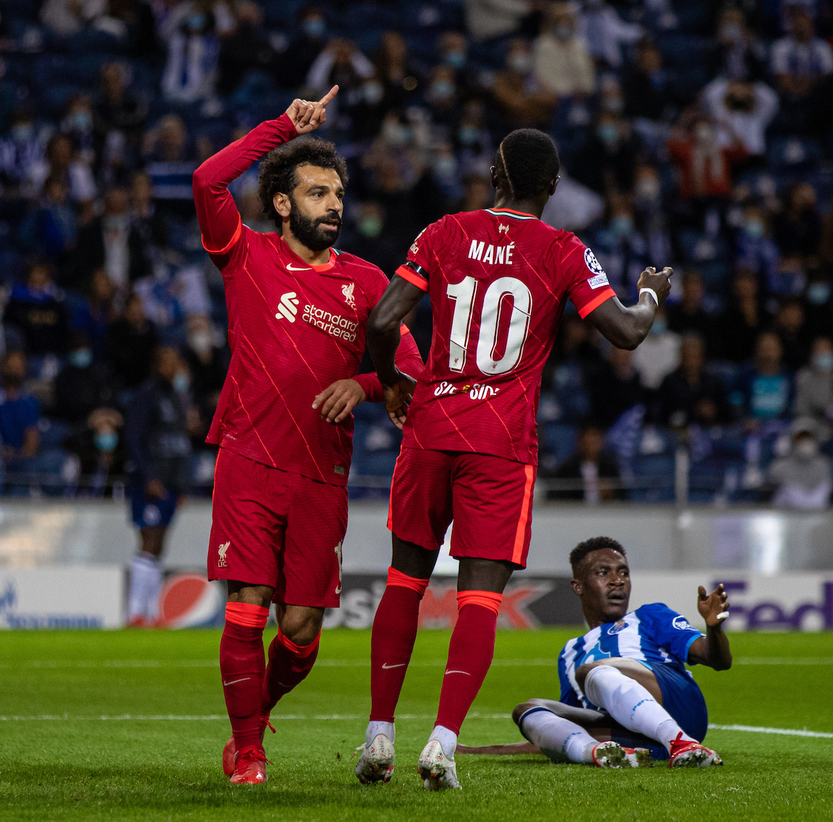 AnfieldIndex's tweet photo. FT: 1-5 #POLIV
#LFC absolutely dominant on the road in #ChampionsLeague
⚽⚽ Salah
⚽ Mane
⚽⚽ Firmino
🎙️ @downeytrev, @KarlMatchett & Dave Hendrick streaming Post-Match RAW Podcast NOW - Listen LIVE, signup FREE https://t.co/H727RYlPPi, out on-demand later. https://t.co/GOMwVJgwVN