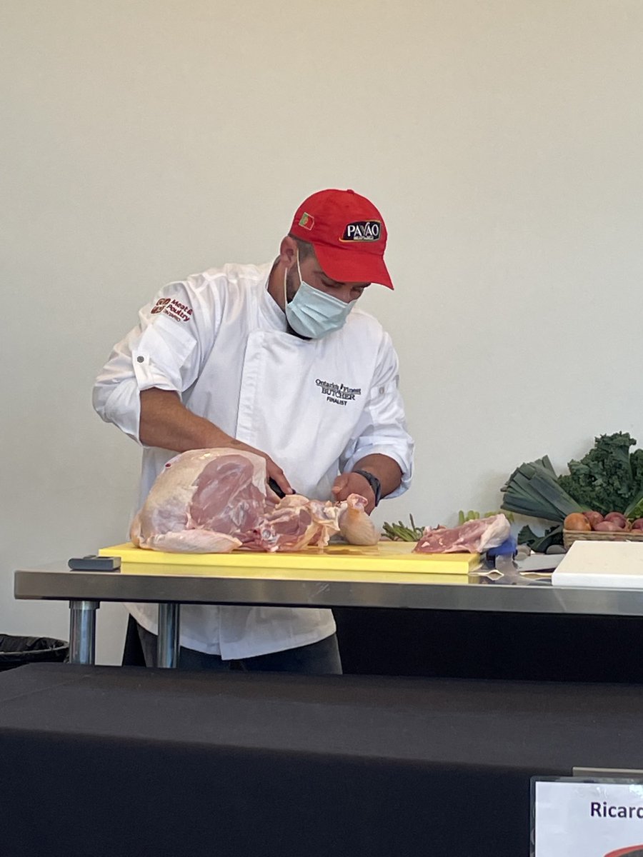 Lisa Thompson tweet media