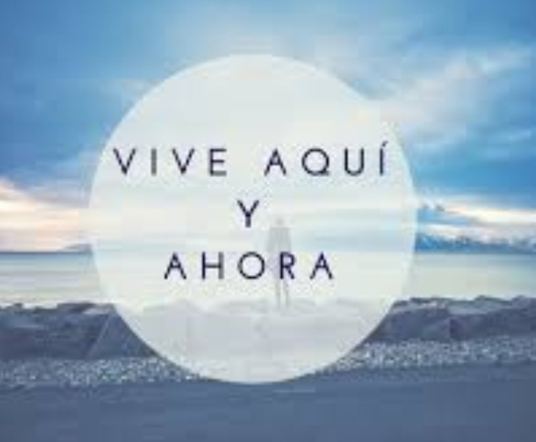 ingridmendozap's tweet photo. Viviendo más desde el corazón, donde está mí esencia verdadera y menos desde la razón, influída por quienes y todo lo que me rodea!!! Qué siga siendo un lindo martes para ustedes!!! https://t.co/2tt5cfTt6p