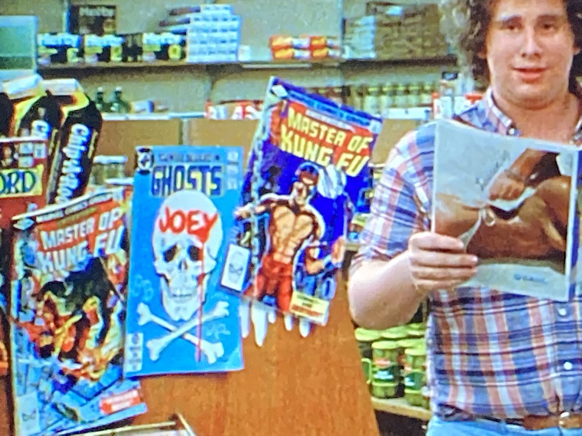 EVS_31's tweet image. @Zernerlaw I see you passing up them Shang Chi comics for smut. #teamshelley