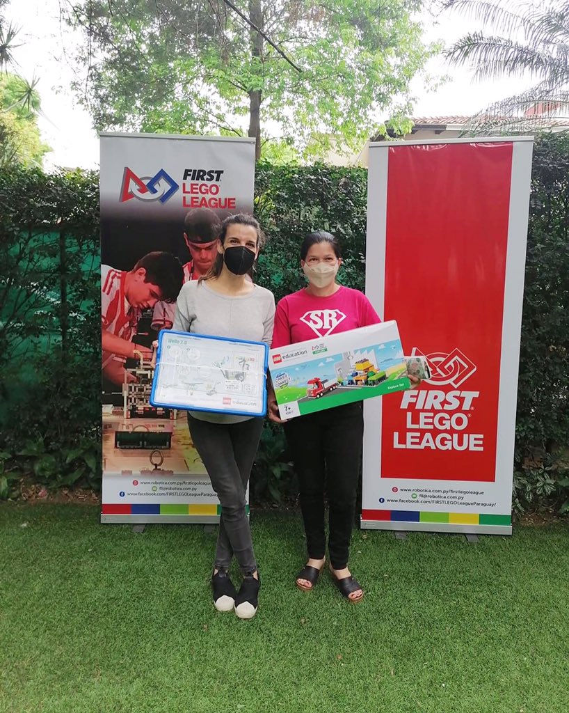 espaciosdeser's tweet photo. ¡A prepararse! 🎊🤩

Los entrenadores ya están recibiendo los materiales para la Temporada 21-22 ✈️🥳

@firstlegoleagueparaguay 

#firstlegoleague #firstlegoleagueparaguay #cargoconnect https://t.co/Re6fSwRaA7
