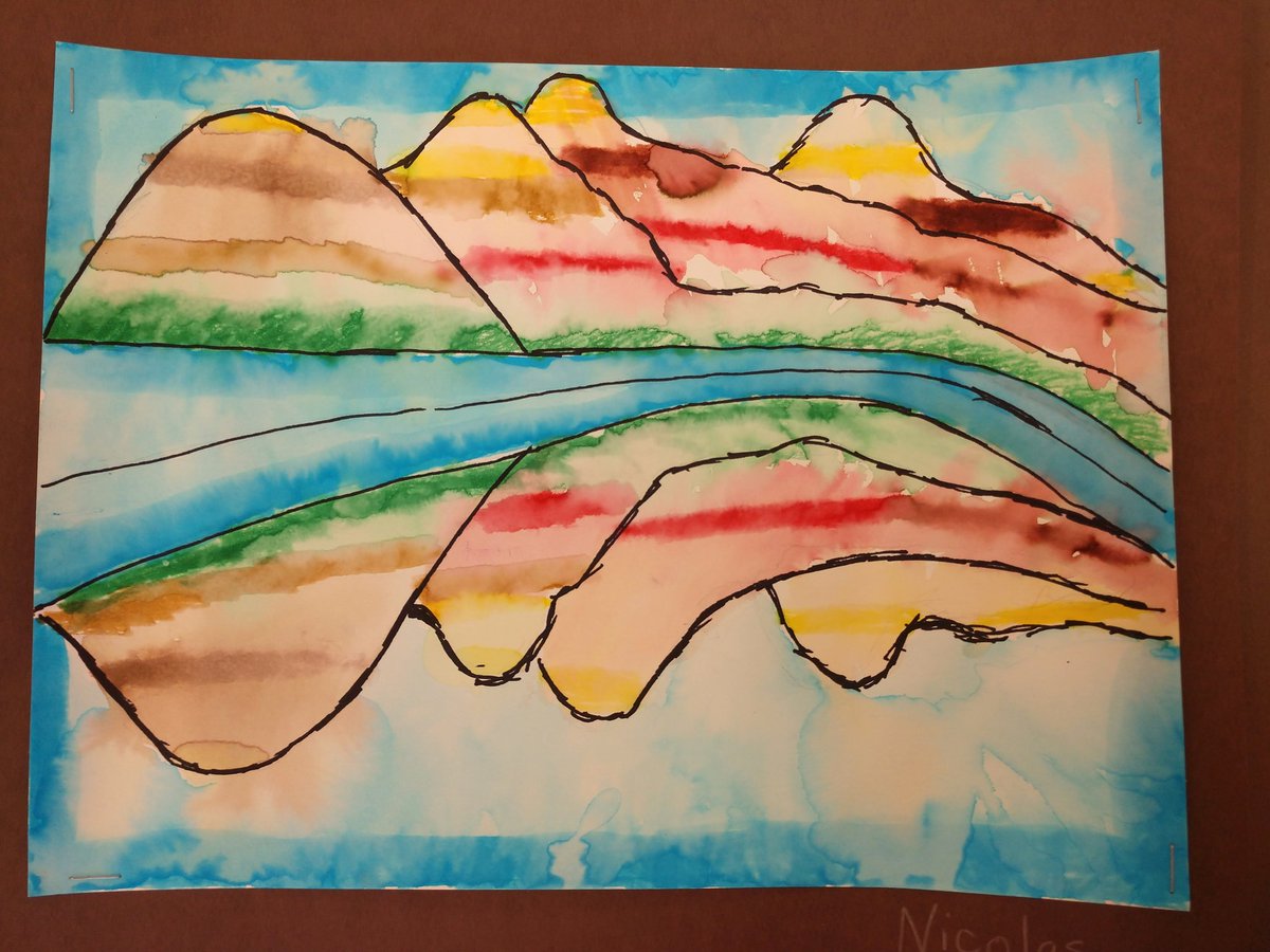 York Elementary Art Room tweet media