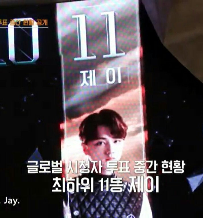 aoaitsay's tweet photo. I did watched I-Land and noticed that Jay used to fall down in voting that made him ranked last in that round but he rise back to the top 3. I hope this situation will alarm more people to realize that bora is an essential member is needed in the group and start voting.
#SaveBora https://t.co/lnff32Tv2M