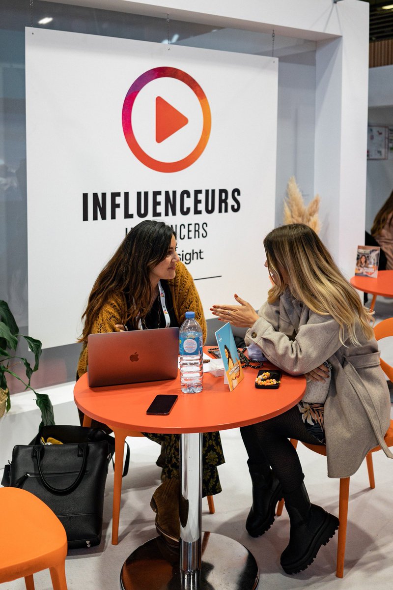 Retour en images sur cette première journée sur le Village des Influenceurs <a href="/iftmparis/">IFTM</a> ! 😍 Un grand merci à l'ensemble des créateurs de contenus présents et aux différents visiteurs et exposants pour les rendez-vous de qualité ! #IFTM2021
