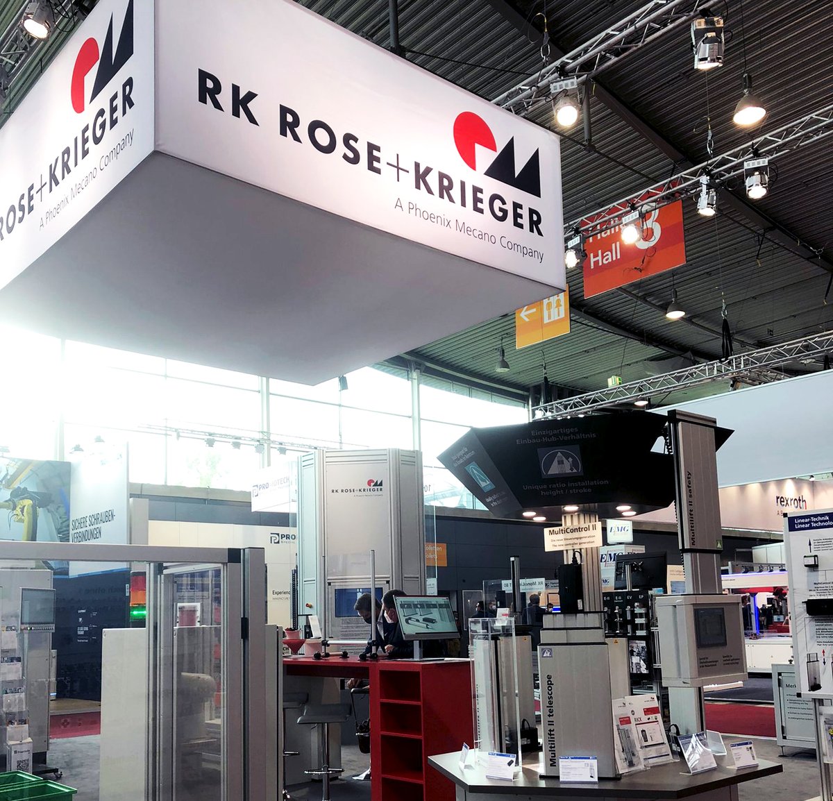 KoehlerPartner's tweet photo. Endlich wieder Messe. Wir sind auf der @Motek_Messe in Stuttgart und freuen uns unsere Kunden seit langem mal wieder persönlich treffen zu können und bei Redaktionsgesprächen zu unterstützen.
#koehlerpartner #Motek #Messe #b2b #marketing #b2bmarketing #Zukunft #kpontour https://t.co/634CcJeQH8