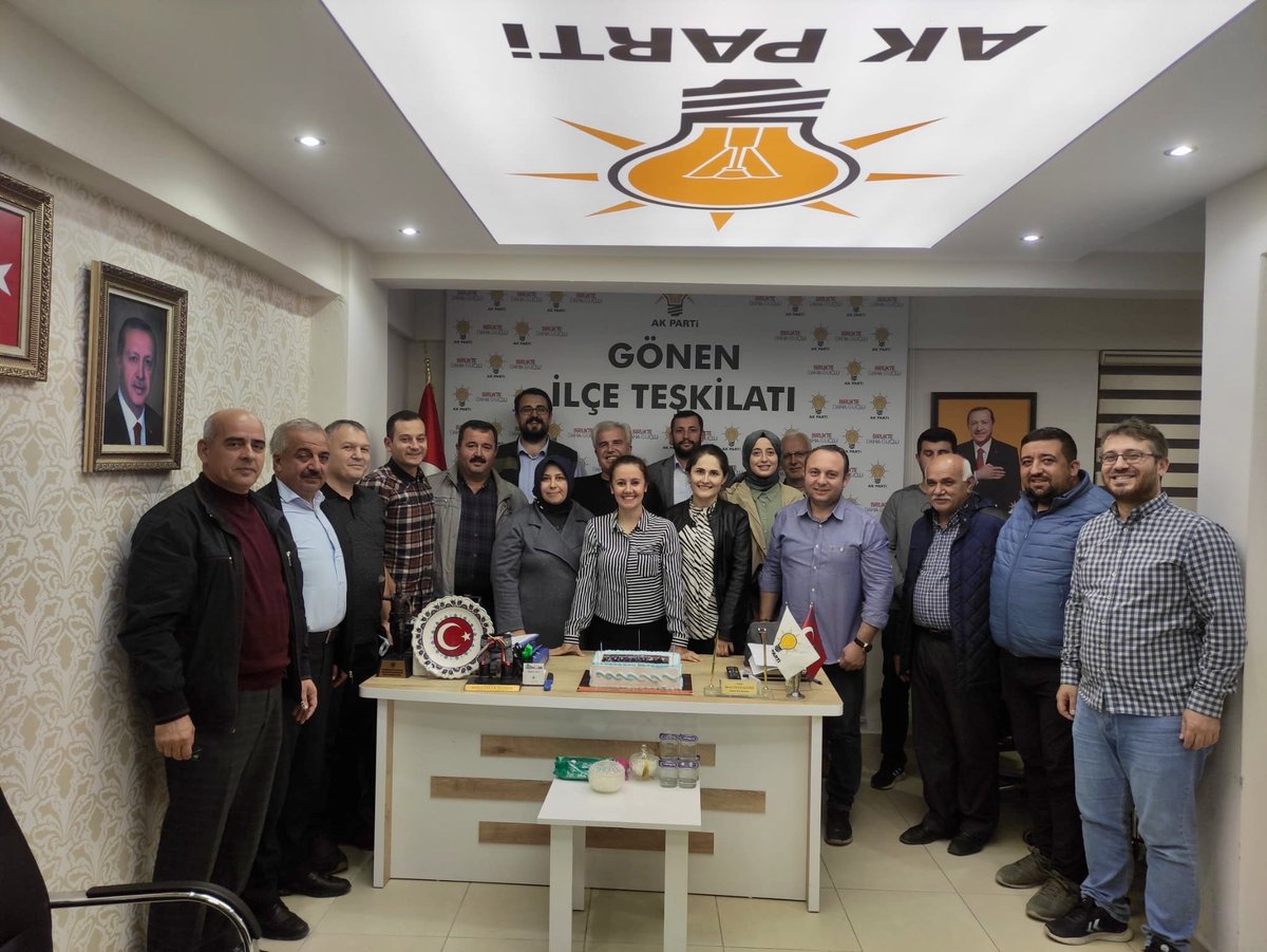 akpartigonen10's tweet photo. Birlik , beraberlik içerisinde geçen bir yılın ardından, Gönen için  hizmet yolunda nice yıllarımız olsun inşallah...
Birliğimiz daim olsun...
#GönenIçinCanlaBaşla
@av_merveuncuk @demirpervin10 @rstozden https://t.co/4ZJHzD3ukR