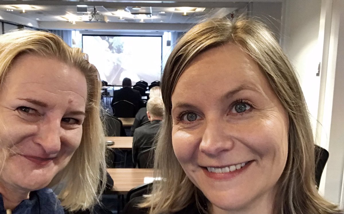 Oulusa ollaan!
#Jätehuoltopäivät alkamassa. 

@BSAG_  ja @AFRYSuomi <a href="/Minna_MP/">Minna Pirilä</a> mukana menossa! 
Päivän ohjelmassa mm tanakkaa lainsäädäntöasiaa <a href="/yministerio/">Ympäristöministeriö</a> asiantuntijoiden kertomana.