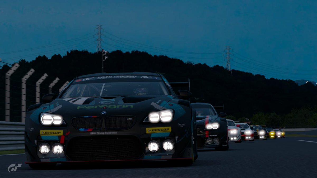 MarioSoler19Z's tweet photo. Tras una carrera brutal y muy tensa nos llevamos la pole y victoria en @lecesports 

Comentada por mi gran amigo y tremendo caster @GonkillSaturn 

Muchas gracias a todos por vuestro apoyo, y mi enhorabuena para Aser, Eka y Scooby por esas increíbles batallas, deseando repetir! https://t.co/WBYOzEcz7Z