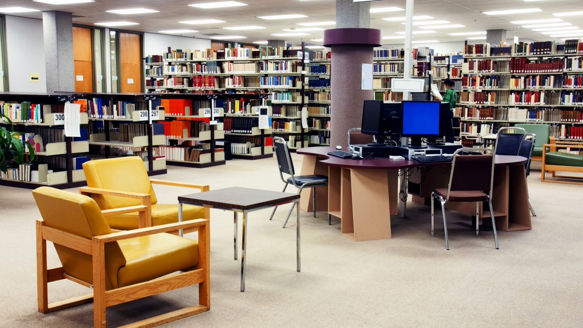 Wonkhe's tweet photo. NEW on Wonkhe: Libby Homer calls on libraries and publishers to ensure that all students have access to e-books https://t.co/geABFzsV9r https://t.co/8GtSMhJkKf