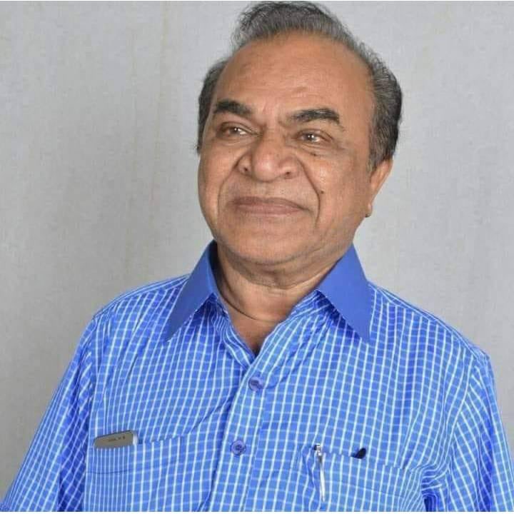 iamabbhatti's tweet photo. First Shree Ghanshyambhai Nayak and Now Shree Arvind Trivedi.
We lost two gems in a short span.
You both will always be in our hearts.💕
ઓમ શાંતિ 🙏🏻 
#ArvindTrivedi #GhanshyamNayak #NattuKaka #Ravana https://t.co/eYkNFMt5cE