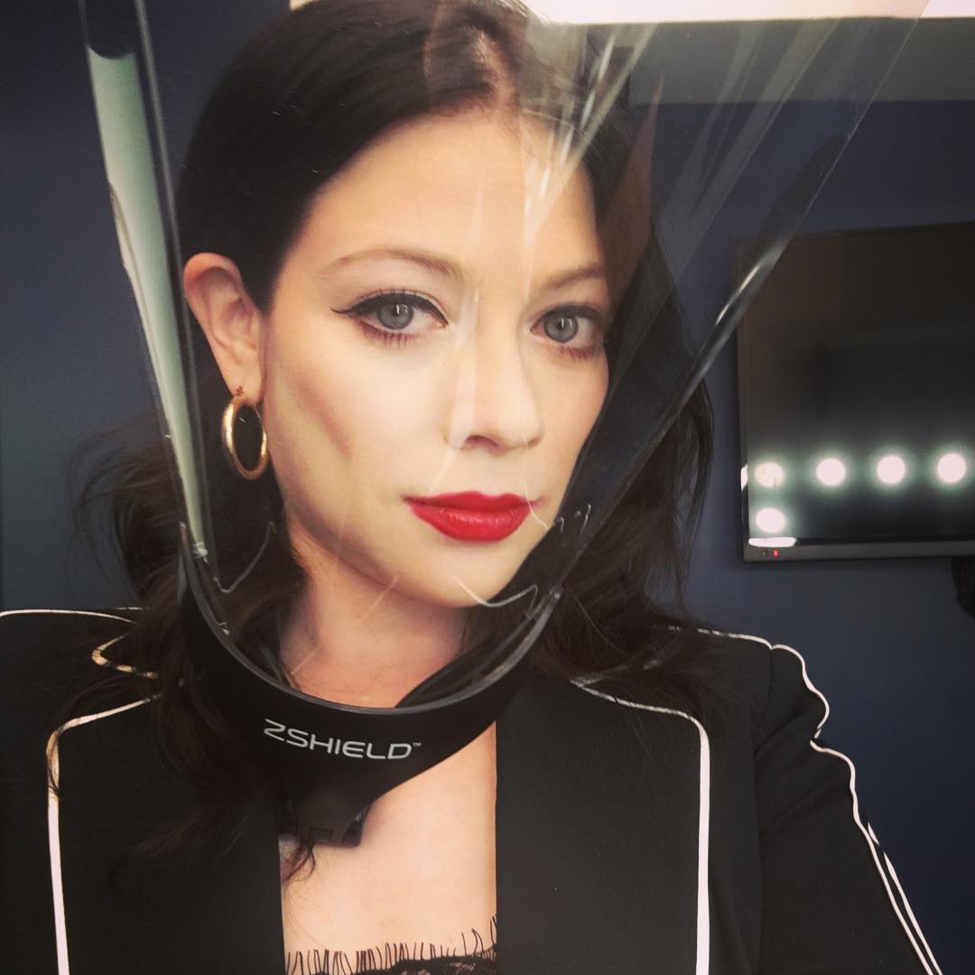 TrachtenbergFan's tweet photo. Michelle Trachtenberg KILLING IT on the set of Meet, Marry, Murder. https://t.co/n6d5NHsgmj