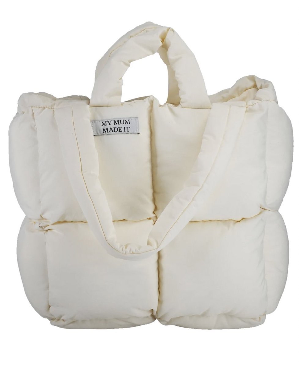 Dear_801's tweet photo. 211006 예리 인스타그램
#예리 #YERI

MY MUM MADE IT
Puffer Tote Bag - Cream
$ 99.00

https://t.co/R6cHHGL8lo https://t.co/yUtsoxybKC