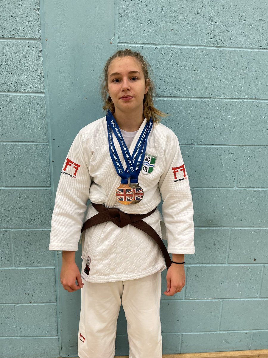 woodjmac's tweet photo. C2 International this weekend a Silver in Cadets and a Bronze in Juniors for Nicole Wood https://t.co/PeS4EVB6ur
