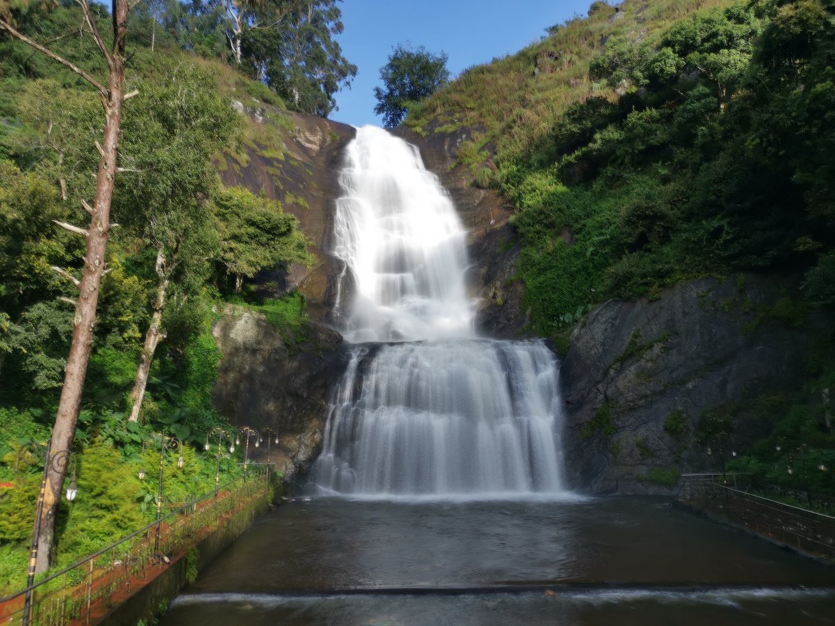 iamtheraijin's tweet photo. Silver cascade falls

#kodaikanal #vacation #nature #warerfalls https://t.co/Xvepk3MIFx