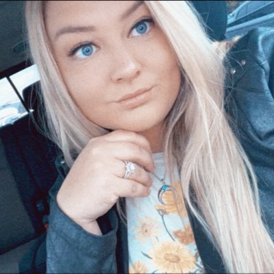 CarlyyShort's tweet photo. ✨ https://t.co/OZUxUyqHS9