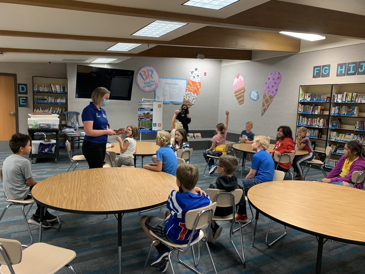 k_swinn's tweet photo. Thank you #livingplanetut for visiting our school! Our students loved seeing the animals and learned a ton! #seviersdstrong https://t.co/uw0qHPbhXT
