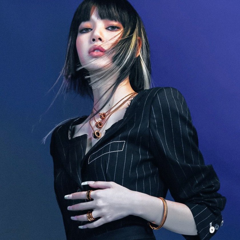 อยากให้ลิซ่าไปมากๆอะยังรู้สึกเสียดาย
น้องเหมาะกับ Bvlgari มาก เป็นที่ใส่แบรนด์นี้ได้เข้ามากแล้วเหมาะสมไม่แปลกใจทำไม Ceo เค้าถึงรักถึงหลงนางขนาดนี้ 
ผิดกับอีค่ายเหี้ย สร้างแต่เรื่องมึงเห็นน้องมันได้ดีหน่อยไม่ได้หรอ ลูกกูไม่ได้มีปอดคนเดียวเนอะ
JUSTICE FOR LISA
#YGLetLisadoHerWork