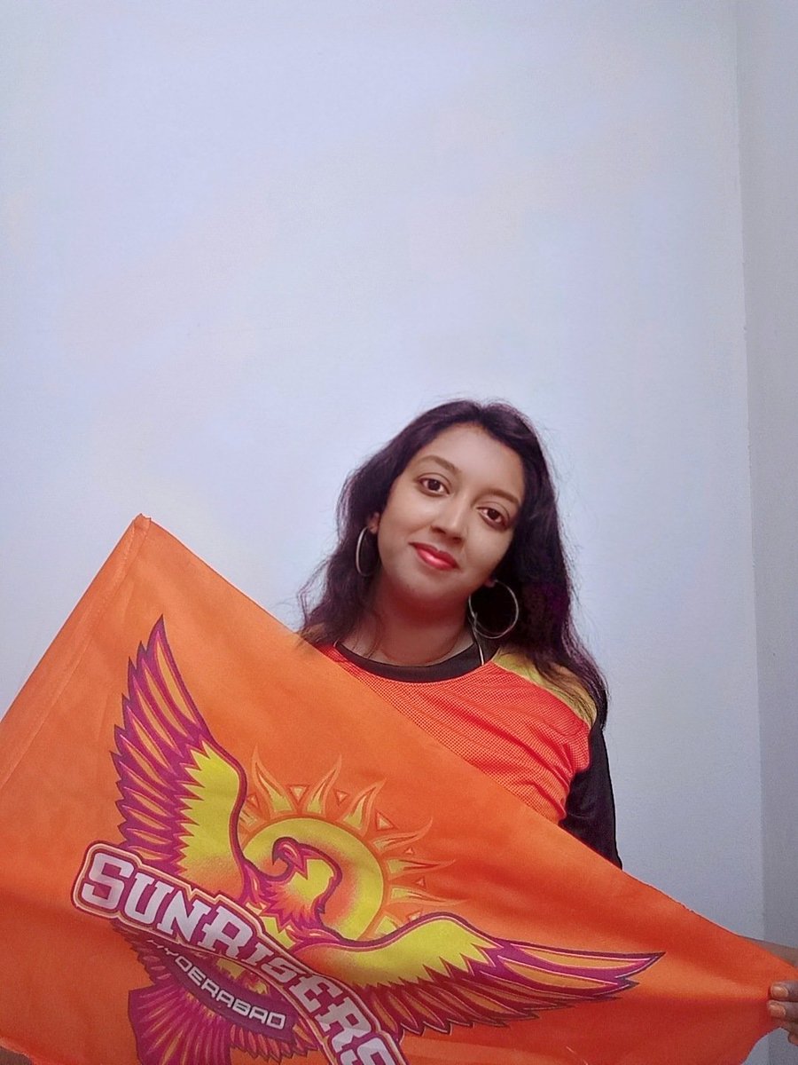 sreevijaya23's tweet photo. @tcl_india Here is my cheer face supporting my home team #SunrisersHyderabad 
#SRH #MyCheerFace #CheerFace 
#OrangeArmy #OrangeOrNothing
@tcl_india https://t.co/dFchHOmjpM