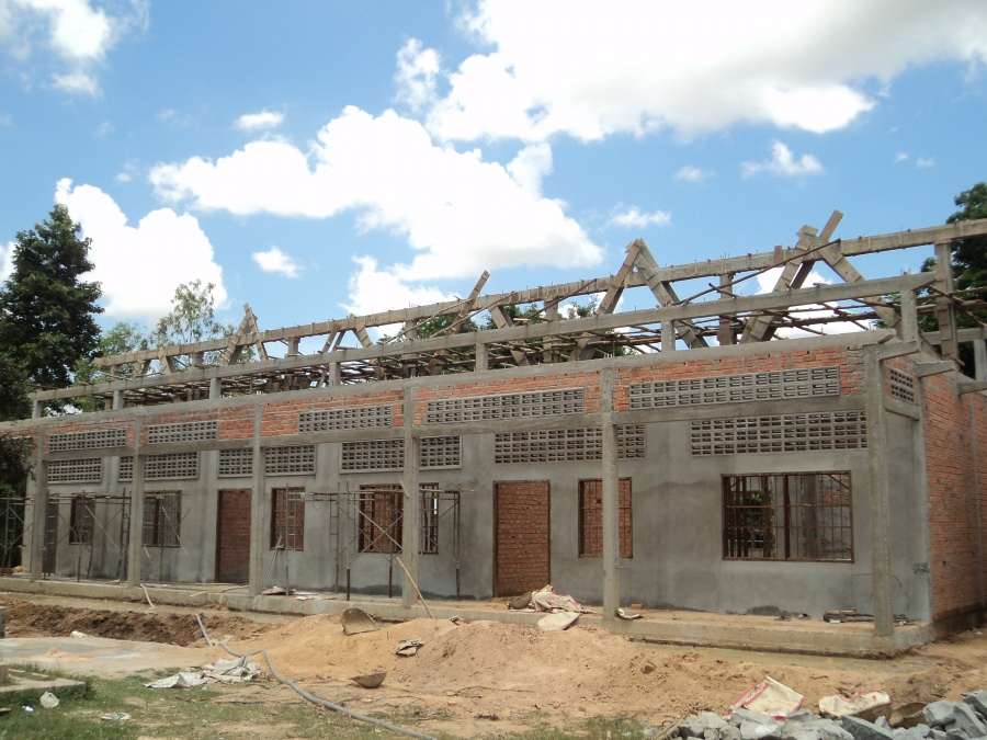 TeamZim3's tweet photo. #EDTheGameChanger

As part of implementing #Vision2030 anchored on the NDS1 Govt has started the construction of 3 000 schools around the country as it lives to @edmnangagwa’s promise of modernising the education sector #Bulilima @zanupf_patriots @MoPSEZim @RMajongwe @zimta01 https://t.co/1MRXAm9RlC