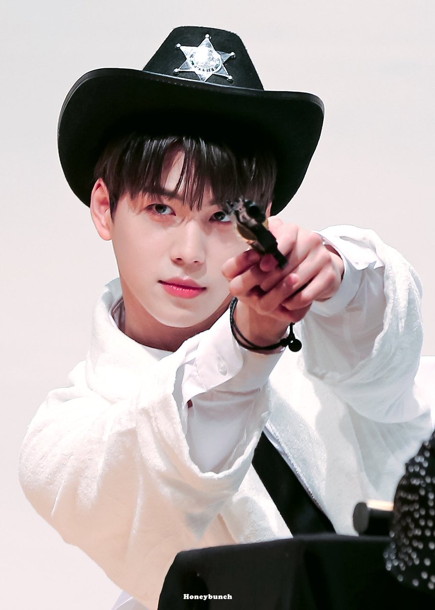 honeybunch0415's tweet photo. 오랜만이에요 여러분❤️
#김국헌 #KOOKHEON https://t.co/Kxa5SsiSRa