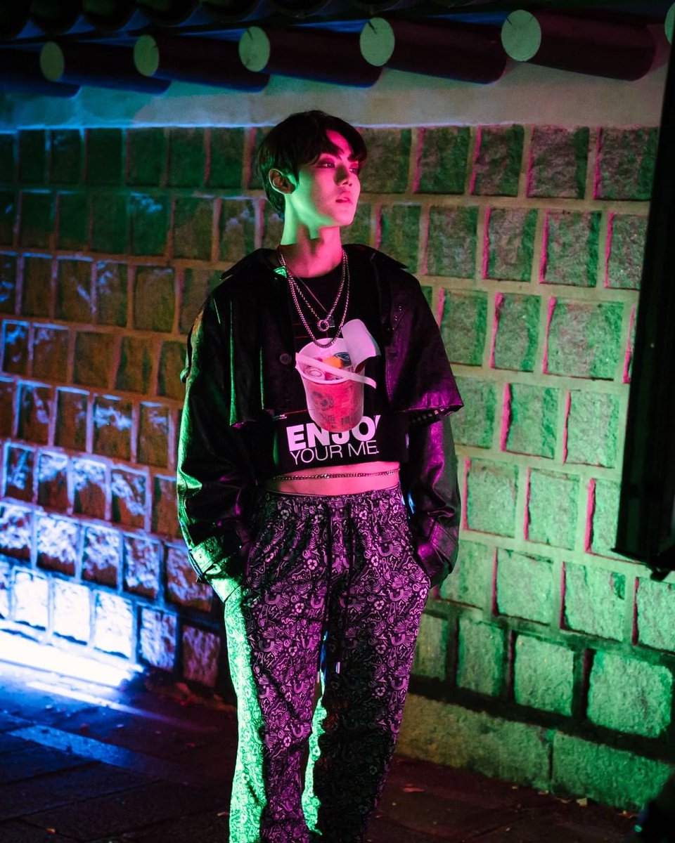 CHOICE_NAtion7's tweet photo. [PHOTO] 211005 | Official Seoul Metropolitan Government Instagram Update with Chan

📷 https://t.co/iFwir9qwcc

#ACE #에이스 @official_ACE7 #Chan #찬 #서울패션위크 #SeoulFashionWeek #SFW #SFW22SS https://t.co/W9D3eAehk7