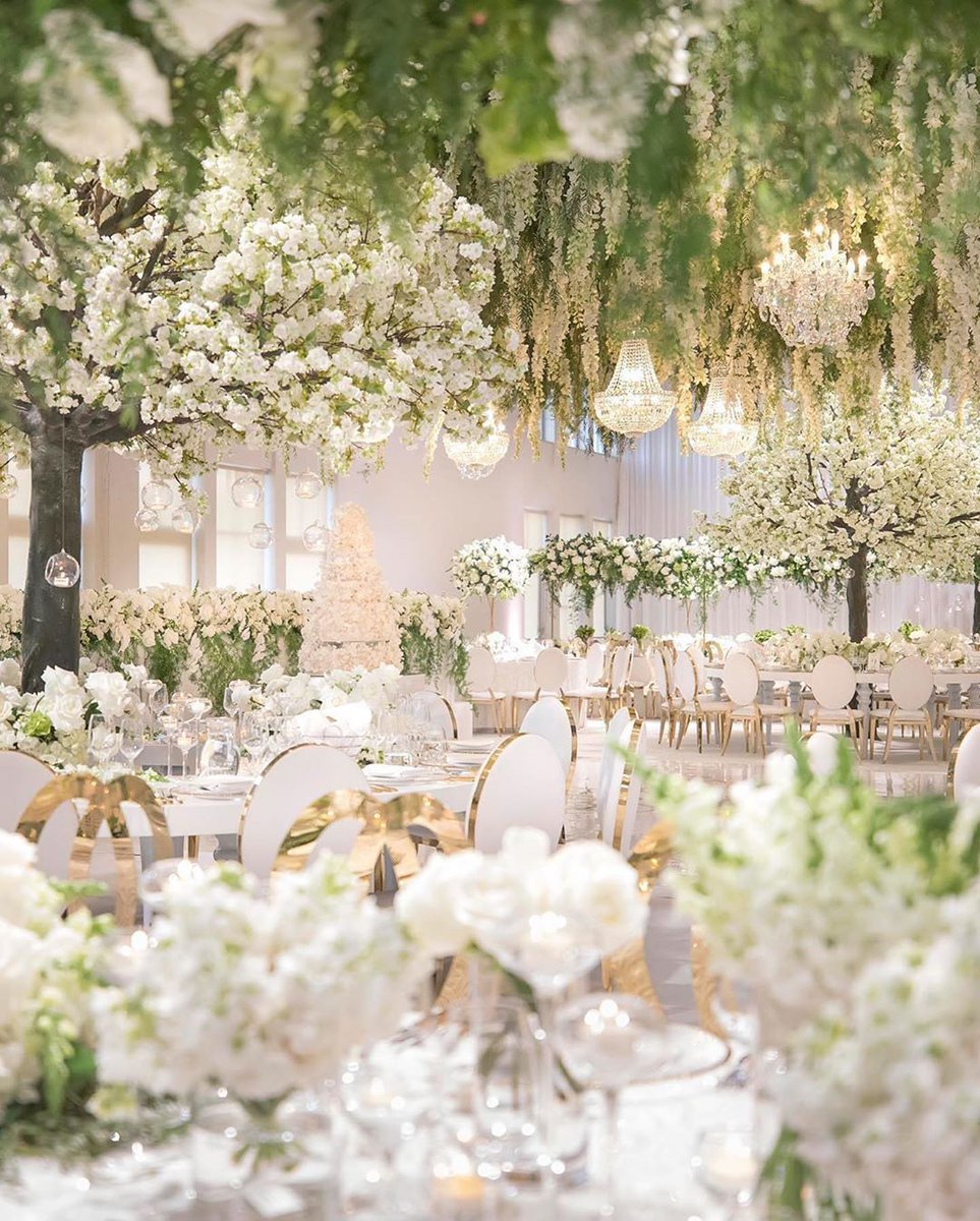 apo_events256's tweet photo. LUXURY WEDDINGS 
#fashion #style #decorations #decor #Luxury #luxurywedding #Dubai #Uganda https://t.co/SMsb5KrQpZ