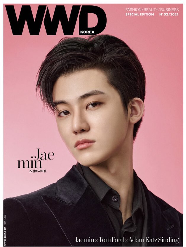 แจมินในวัย 22 ปี ได้ขึ้นปกนิตยสารแล้ว T___T <3 เก่งมากๆๆๆๆๆๆ จากถ่ายนิตยสารเดี่ยวสู่ขึ้นปกเดี่ยวแล้ว เติบโตไปอีกขั้นแล้ว ภูมิใจมาก ๆๆ รูปนี้หล่อมาก คนเก่ง