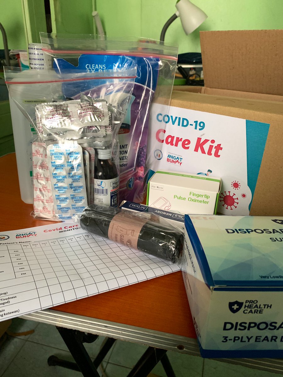 javatecarl's tweet photo. Thank you OVP for this care kit 😭 ‘Di pa ko pwede mamatay iboboto pa kita next year ma’am @lenirobredo https://t.co/0zF4YdOC90