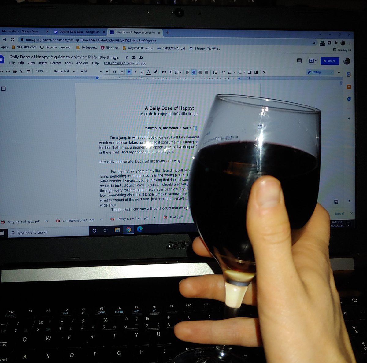 TaraFurnemont's tweet photo. "I only drink on weekends, and #WineWednesday" --me, on a Tuesday ๐คท ๐คฃ
#AmWriting #WritingCommunity #DailyDoseOfHappy #TipsyTuesday https://t.co/FpCM2j18jd