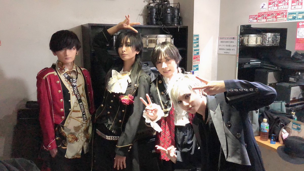 DISACODEinfo's tweet photo. 本日はDISACODEのドラ息子まーしーの誕生日🎂
おめでとうございます㊗️🎉 https://t.co/4w82VMfrFv